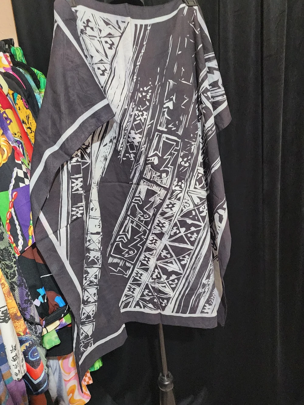 Vintage Black & White Graphic Oversized Scarf Shawl
